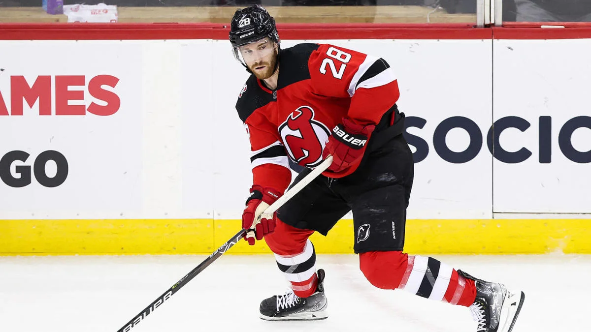 Golpe a la defensa de Columbus: Damon Severson se pierde el resto de la temporada